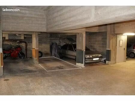place de parking - a louer - vanves