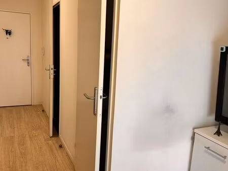 studio meublé levallois (sous location)