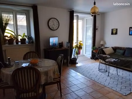 appartement ucel 07200