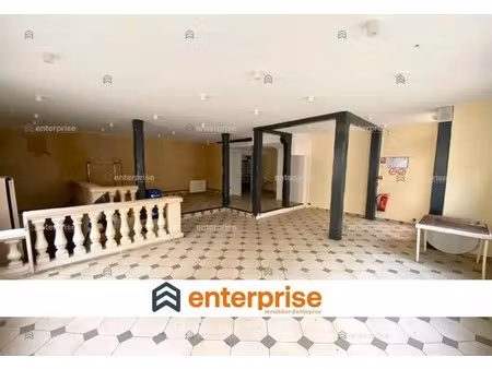 vente commerce crepy en valois 60800 260m²
