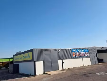 batiment vente et stockage