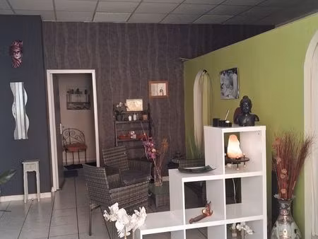 fonds de commerce institut 52m²