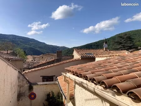 maison de village 5 pièces 80 m²