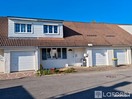 maison 5 pièces 95 m²