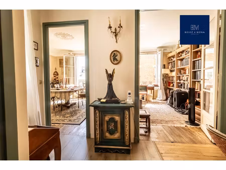 appartement 71m2  rue cardinet  à 100m de la rue de lévis