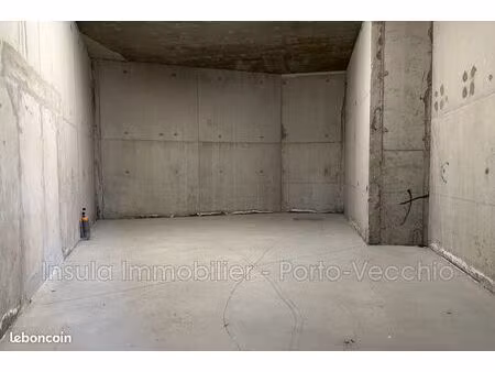 local commercial 47 m² porto-vecchio