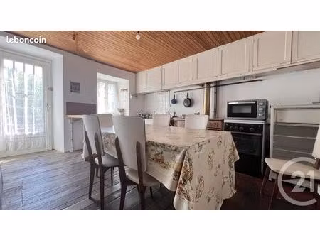 maison 4 pièces 80 m²