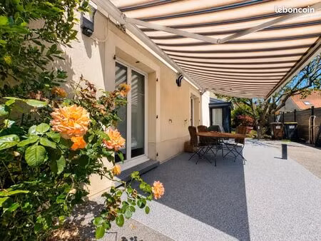maison 7 pièces 130 m²