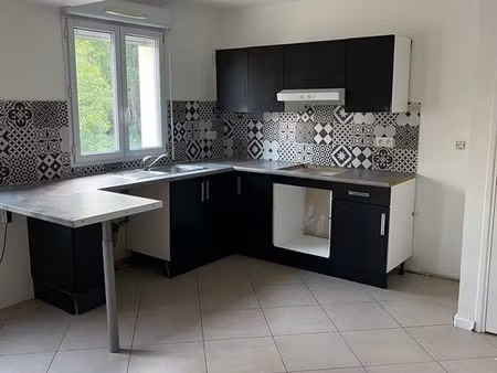 location appartement trois pièces