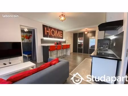 chambre 1 pièce 12 m²