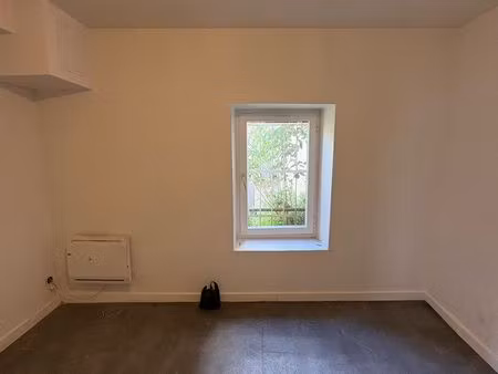 appartement f2 de 2 pièces de 27 m²