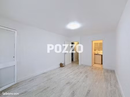 studio 1 pièce 22 m²