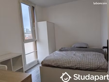 chambre 1 pièce 9 m²