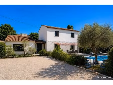 maison 5 pièces 150 m²