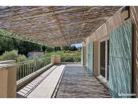 villa t6 avec jardin et garage