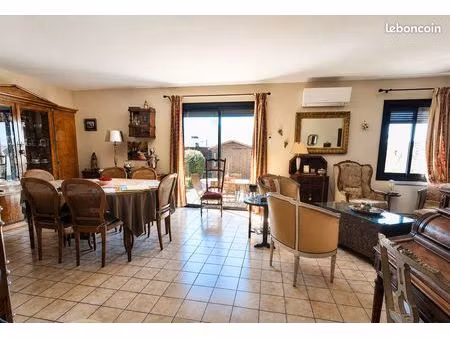 villa 4 pièces 90 m²