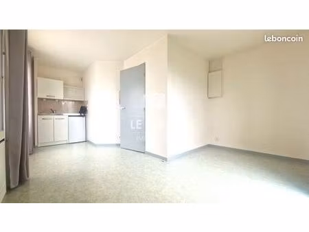 studio 1 pièce 22 m²