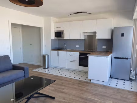 appartement studio meuble 29.01 m2 - rue de la roquette
