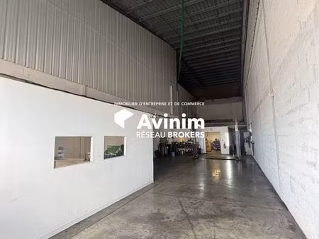 local 200 m² baie-mahault