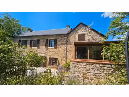 maison 6 pièces 142 m²