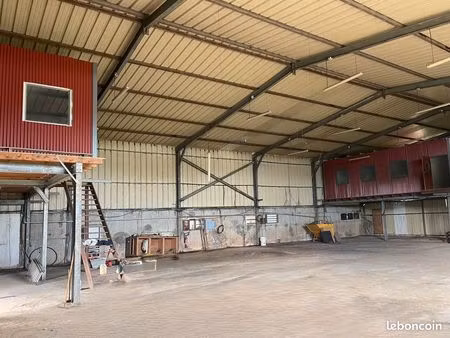 location local commercial 730 m2