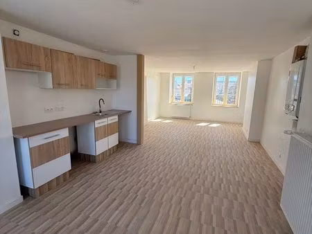 apparemment 75m2