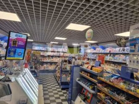 vente bureaux et commerces à arçonnay (72610) : à vendre / 80m² arçonnay