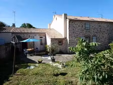 vente maison à saint-viaud (44320) : à vendre / 130m² saint-viaud