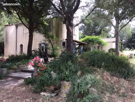 propriété d’exception au cœur des alpilles proche d'arles