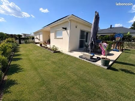 maison 2019 – 3 chambres – dpe a – terrain 650 m² – gages le haut