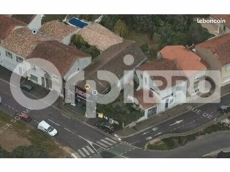 fonds de commerce 231 m²