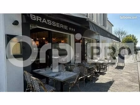 restaurant 241 m²