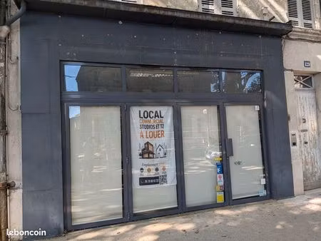 local commercial