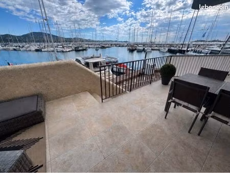 marines de cogolin – vue exceptionnelle sur le golfe de saint-tropez / exceptional gulf of