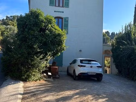 immeuble à vendre 14 pièces 372 m2 caillan