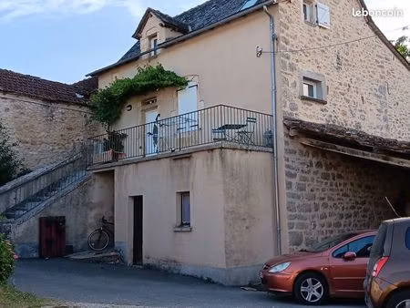 location maison 3 chambres  séjour  cuisine ouverte