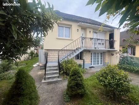 maison 5 pièces 110 m²
