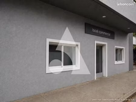 local d'activité 165 m²
