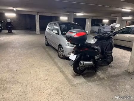 place de parking sous terrain centre ville