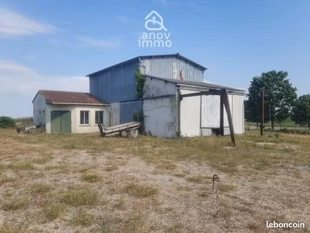 inconnu 2 pièces 200 m²