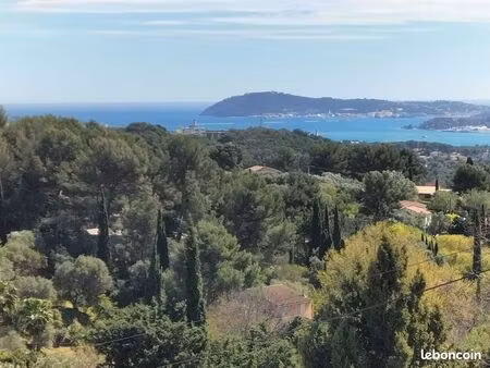 maison à la campagne avec vue mer