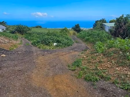 terrain 1 997 m² tan rouge