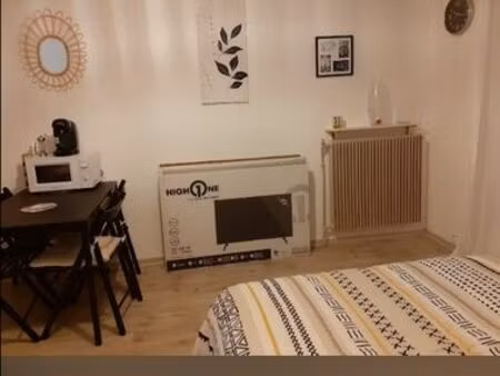 studio meublé