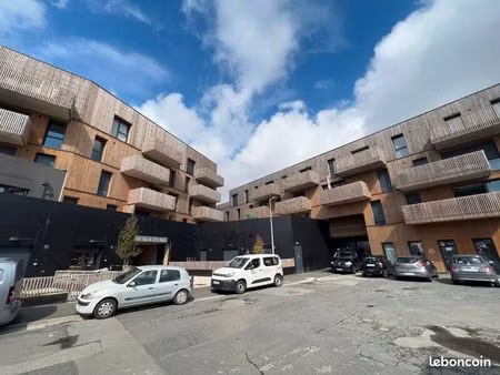 studio 1 pièce 22 m²