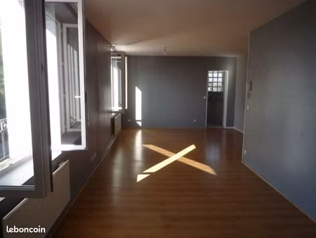 châteaudun f4 - 69 m²