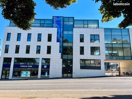 plateau de bureaux neuf de 240m² - centre-ville de chartres -