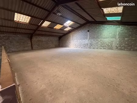 entrepôt 590 m² la garde