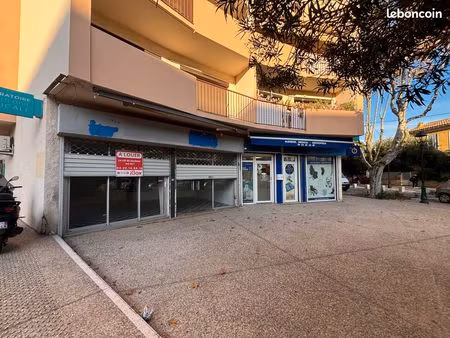 à louer — local commercial 59 m²av. marcel dassault  la seyne-sur-mer