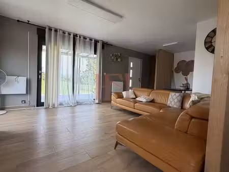maison 6 pièces 148 m²