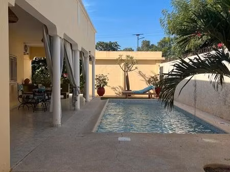 villa 3 pièces 146 m²